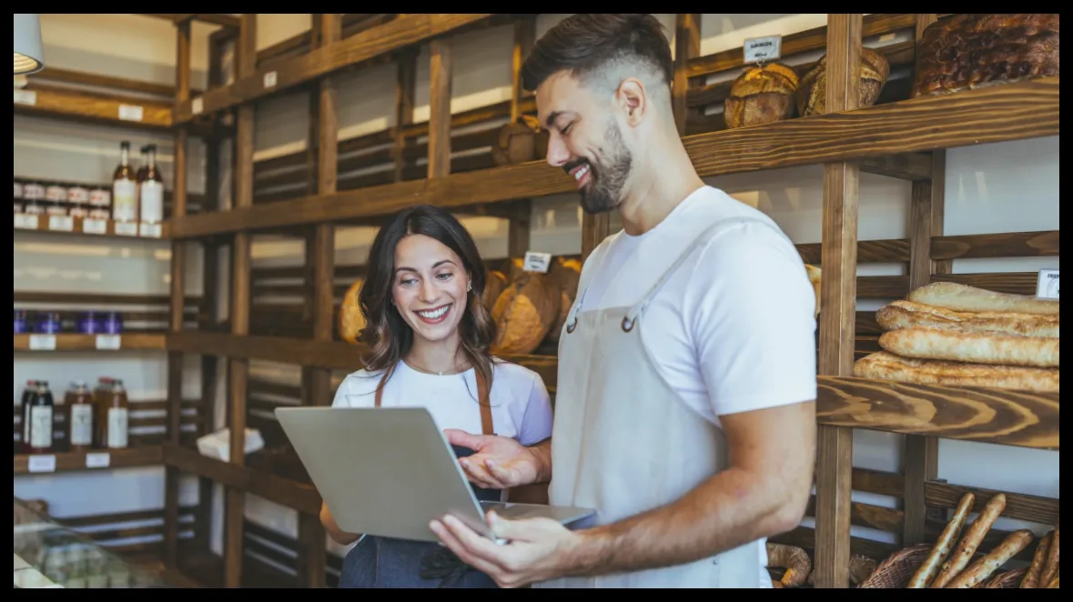 چگونه با هوش مصنوعی وب‌سایت قنادی بسازیم؟